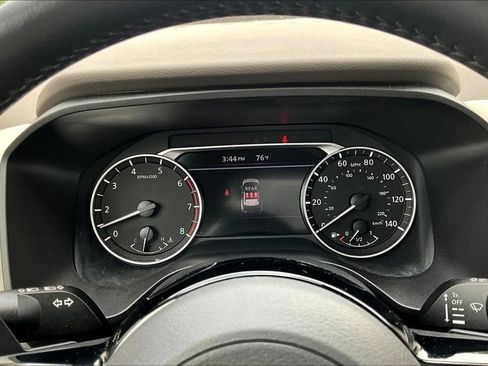 Certified 2023 Nissan Rogue SV w/ SV Premium B Package AWD/4WD image 13