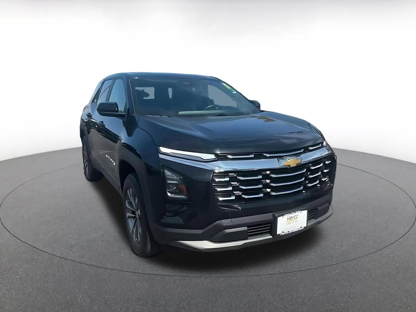 Used 2025 Chevrolet Equinox LT FWD image 3