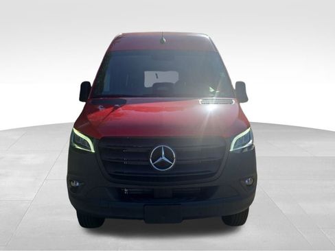 New 2025 Mercedes-Benz Sprinter 2500 image 8