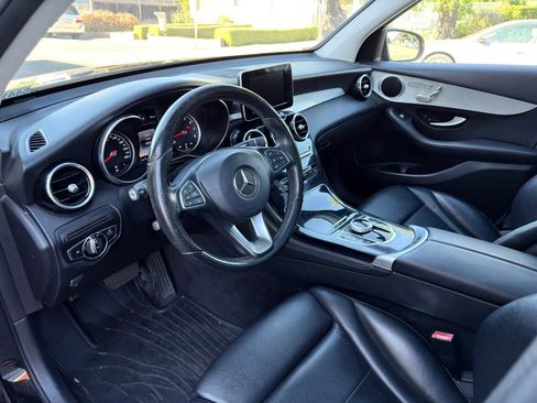 Used 2017 Mercedes-Benz GLC 300 image 9