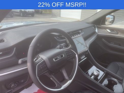 New 2025 Jeep Grand Cherokee L Limited image 10