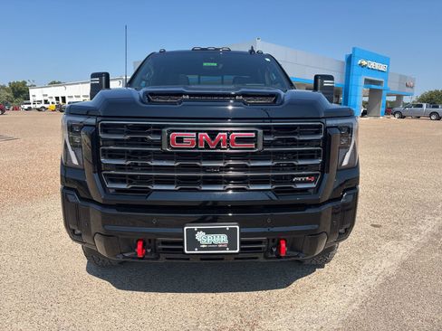 New 2026 GMC Sierra 2500 AT4 w/ AT4 Premium Plus Package image 18