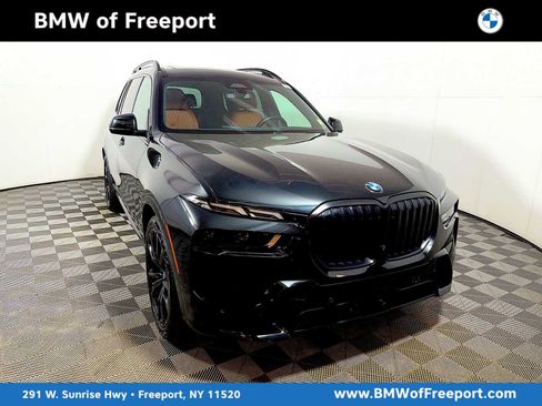 Certified 2024 BMW X7 xDrive40i w/ M Sport Package AWD/4WD image 1