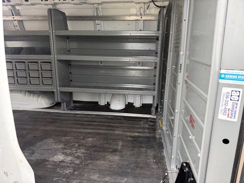 Used 2013 Chevrolet Express 2500 image 14