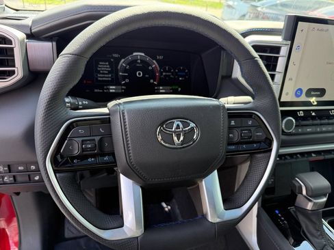 Used 2025 Toyota Tundra Platinum AWD/4WD image 15
