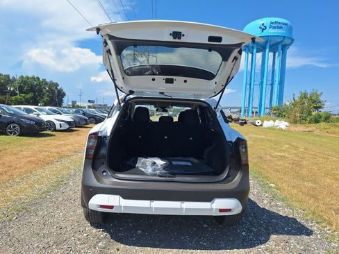 New 2026 Nissan Kicks SV image 26