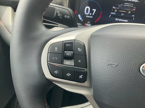 New 2026 Ford Explorer Active RWD image 22