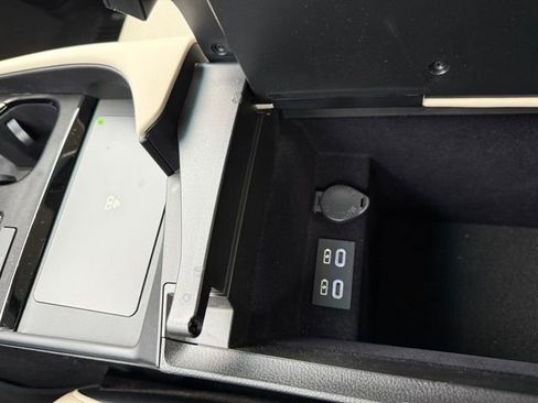 Certified 2023 Lexus ES 250 w/ Premium Package image 23