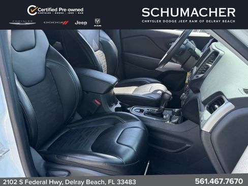 Certified 2022 Jeep Cherokee Latitude AWD/4WD image 17