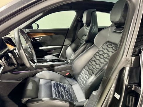 Used 2023 Audi e-tron GT Premium Plus w/ Executive Package image 3