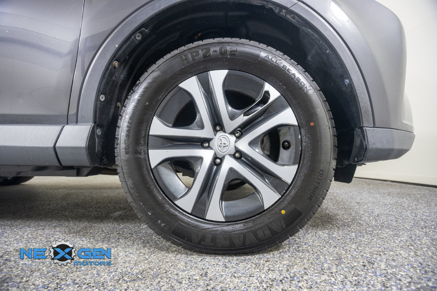 Used 2016 Toyota RAV4 LE FWD image 42