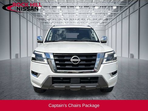 Used 2022 Nissan Armada Platinum w/ Captain's Chairs Package RWD image 3