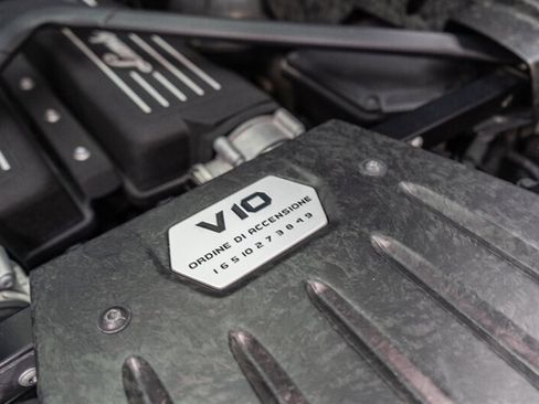 Used 2017 Lamborghini Huracan LP 610-4 AWD/4WD image 61