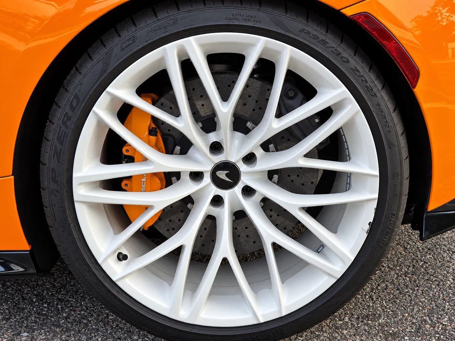 Used 2023 McLaren GT RWD image 26