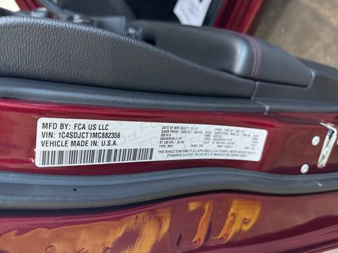 Used 2021 Dodge Durango R/T w/ Tow 'N Go Package AWD/4WD image 31