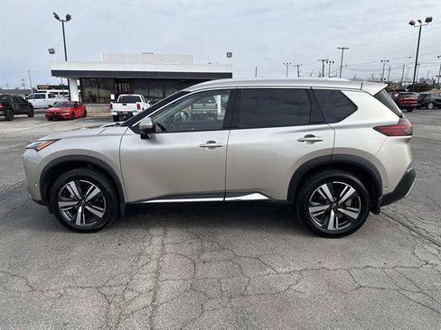 Used 2023 Nissan Rogue Platinum w/ Platinum Premium Package image 11