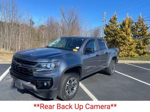 Used 2022 Chevrolet Colorado Z71 w/ Safety Package image 3