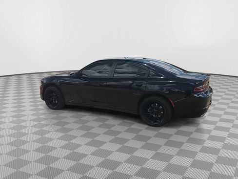 Used 2021 Dodge Charger SXT RWD image 6
