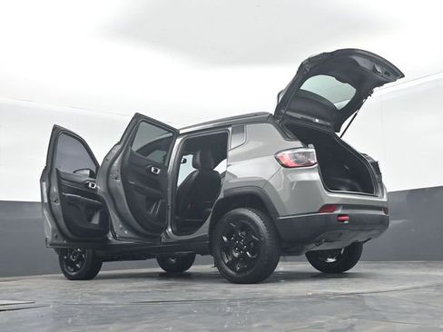Used 2023 Jeep Compass Trailhawk AWD/4WD image 72