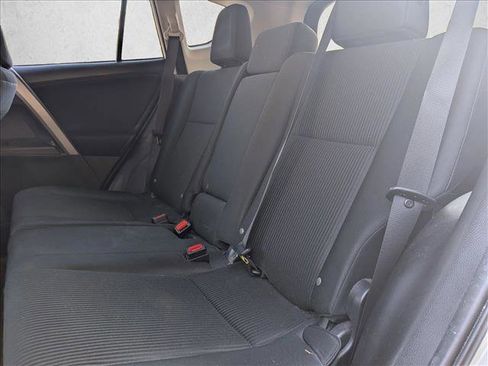 Used 2016 Toyota RAV4 LE w/ Cargo Management Package image 17