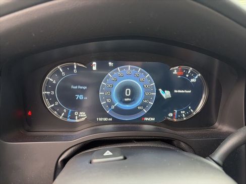 Used 2016 Cadillac Escalade Premium image 18