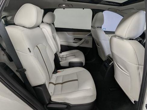 Used 2024 MAZDA CX-90 Plug-In Hybrid w/ Premium Plus image 23