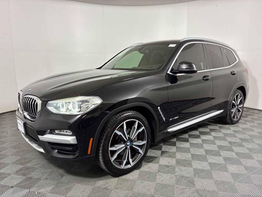 Used 2018 BMW X3 xDrive30i AWD/4WD image 2