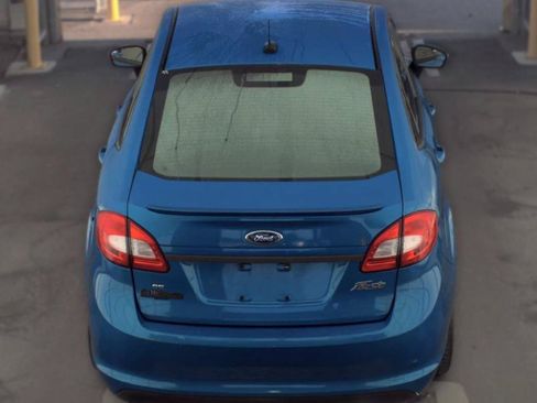 Used 2012 Ford Fiesta SE FWD image 6