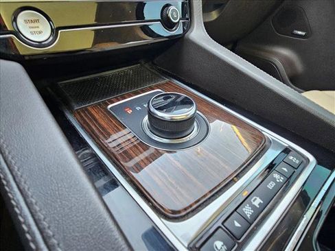 Used 2019 Jaguar F-PACE Prestige AWD/4WD image 11