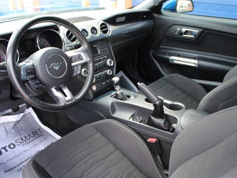 Used 2017 Ford Mustang GT w/ GT Performance Package image 12