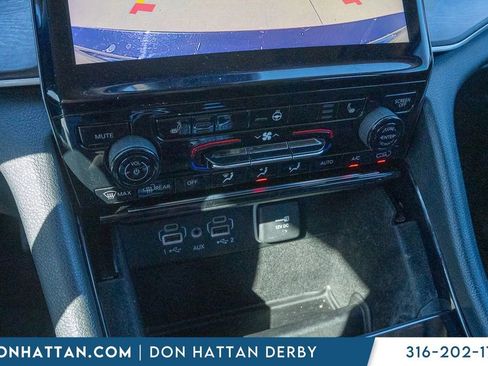 Used 2021 Jeep Grand Cherokee L Limited image 9