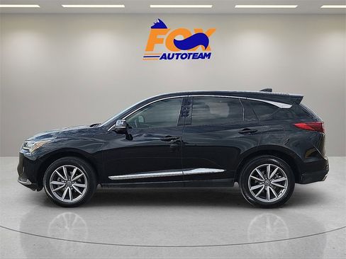 Used 2023 Acura RDX w/ Technology Package image 2