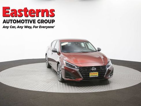 Used 2024 Nissan Altima 2.5 SV FWD image 49