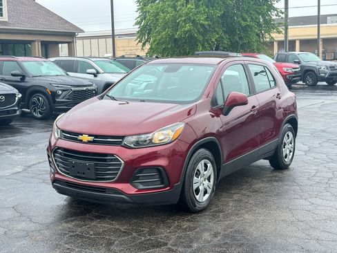Used 2017 Chevrolet Trax LS FWD image 8