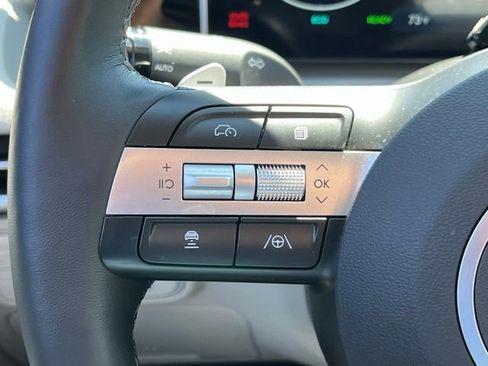 Used 2025 Hyundai Tucson Limited image 17