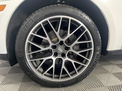 Used 2020 Porsche Macan AWD/4WD image 11