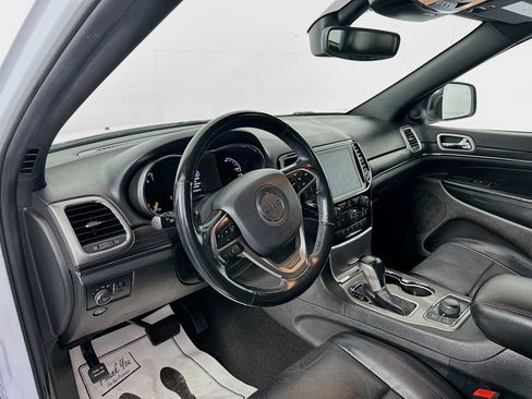Used 2021 Jeep Grand Cherokee Limited w/ Luxury Group II AWD/4WD image 9