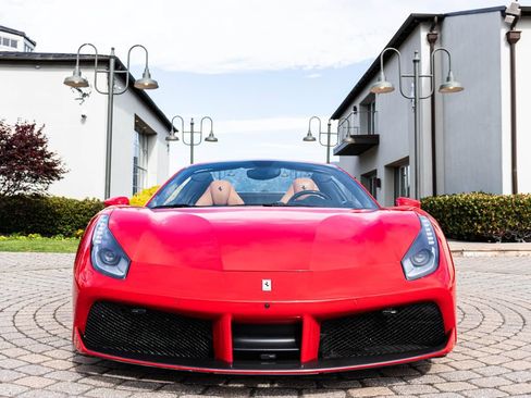 Certified 2018 Ferrari 488 Spider RWD image 11