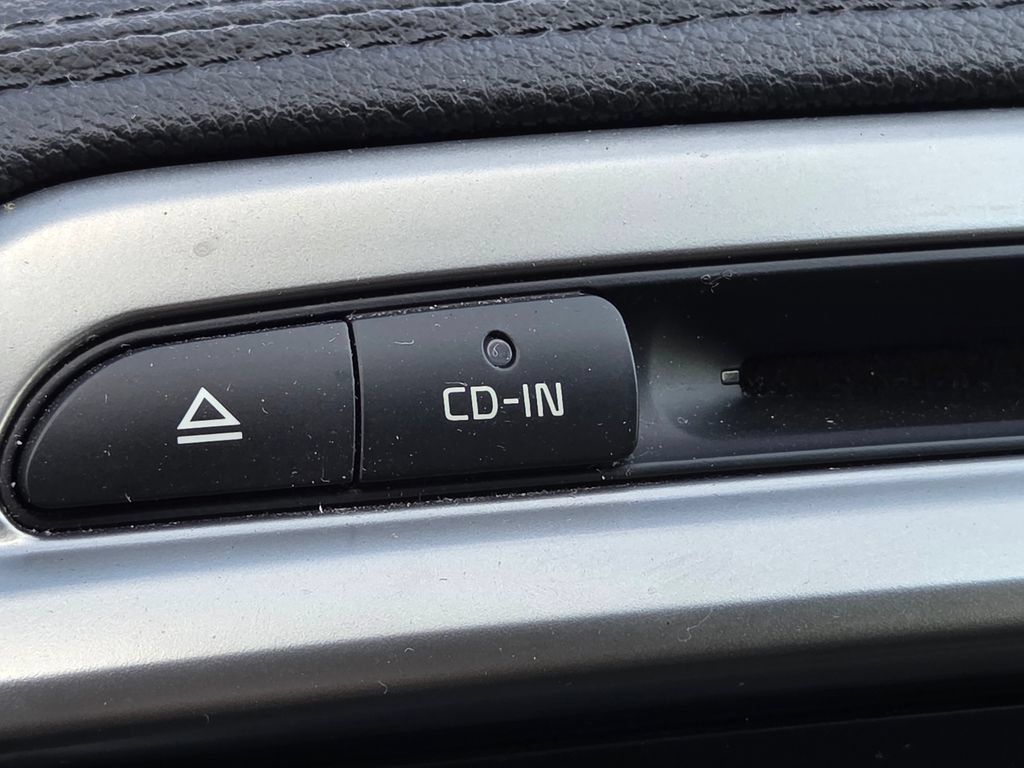 Used 2019 Kia Sorento FWD w/ LX Convenience Package image 14