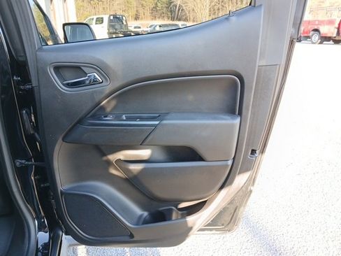 Used 2021 Chevrolet Colorado LT w/ Redline Special Edition image 22