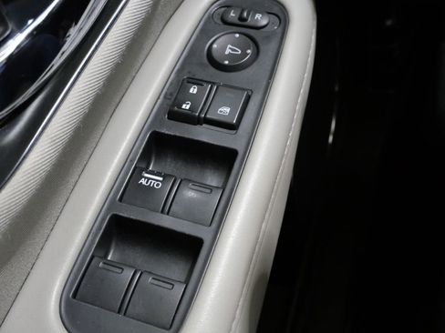 Used 2016 Honda HR-V EX image 15