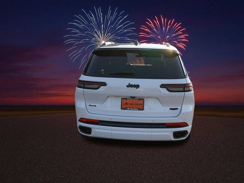 Certified 2024 Jeep Grand Cherokee L Summit AWD/4WD image 6
