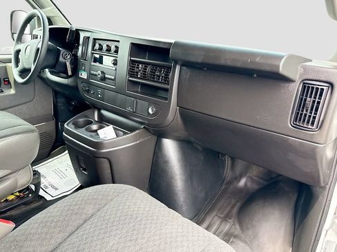 Used 2024 GMC Savana 2500 w/ Driver Convenience Package RWD image 26