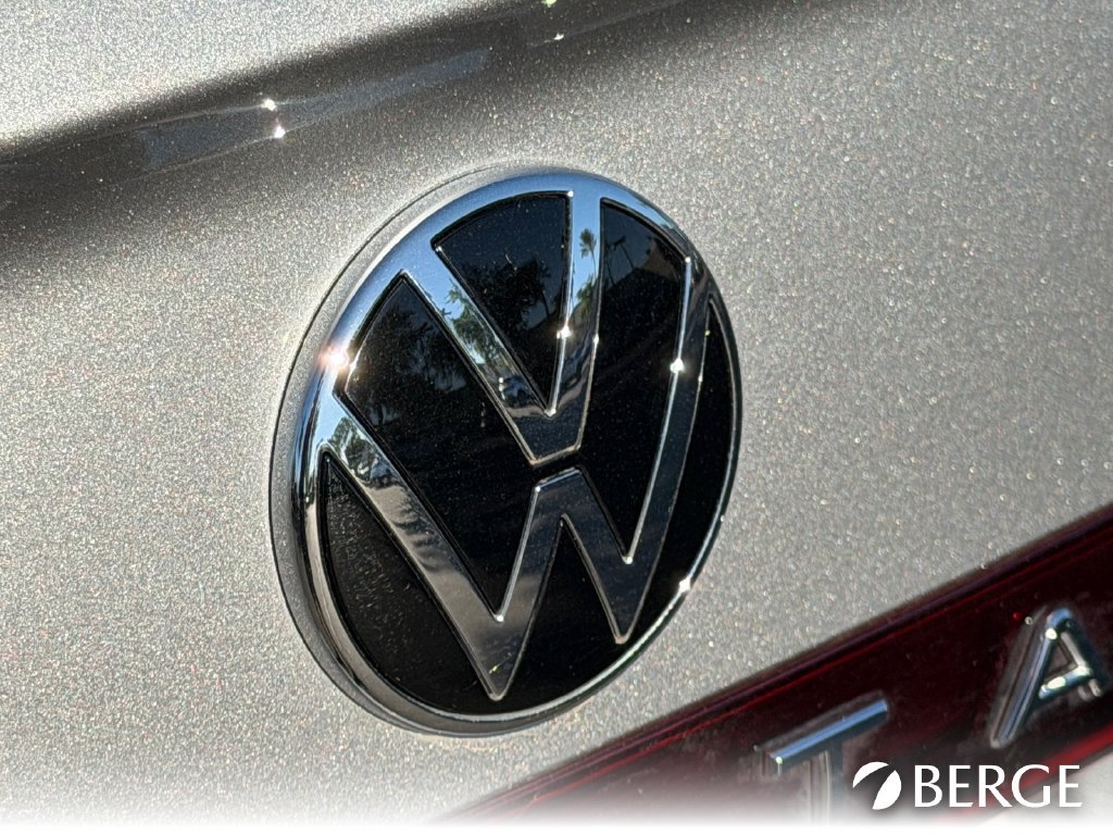 Used 2025 Volkswagen Jetta Sport FWD image 14