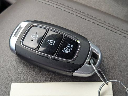Used 2020 Hyundai Santa Fe SEL FWD image 29