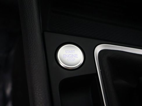 Used 2026 Volkswagen Jetta SE image 41