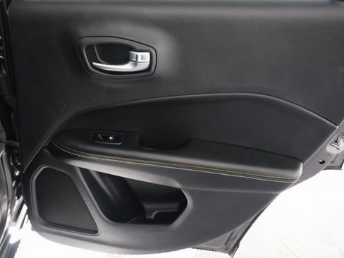 Used 2019 Jeep Compass Latitude w/ Popular Equipment Group image 25