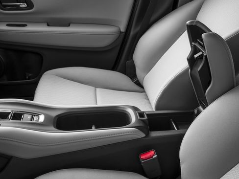 Used 2016 Honda HR-V LX image 17