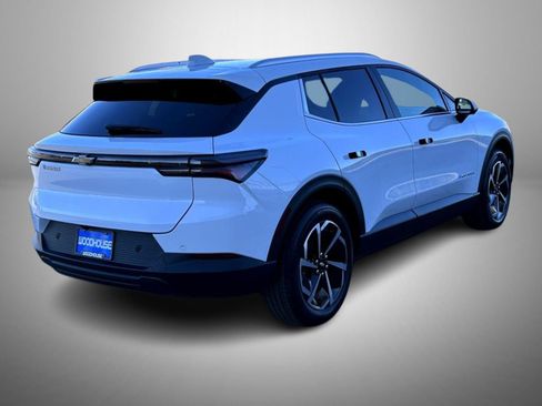 New 2026 Chevrolet Equinox EV LT image 5