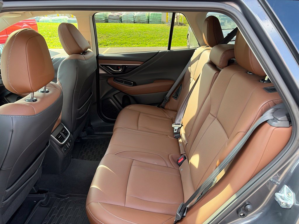 Used 2024 Subaru Outback Touring XT AWD/4WD image 19